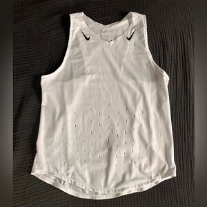 Nike AeroSwift Dri-Fit ADV Running Singlet, Sleeveless Performance Tank